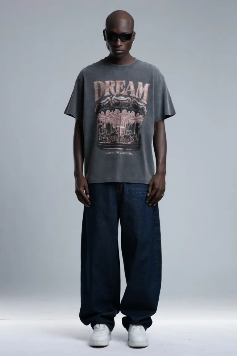 Tricou Oversize cu Imprimeu Grafic și Guler Rotund