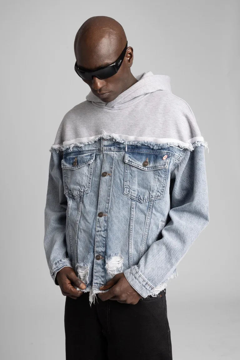 Jachetă Denim cu Glugă și Detalii Deteriorate — imaginea 3