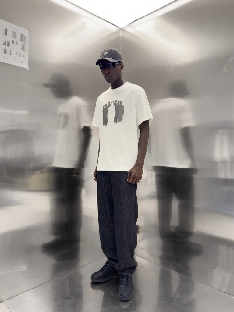 Tricou Imprimat cu Guler Rotund