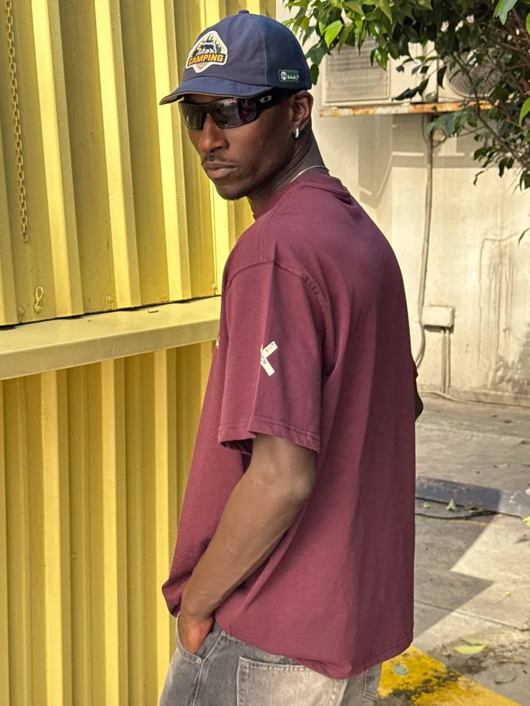Tricou Imprimat Text cu Croială Lejeră — imaginea 4